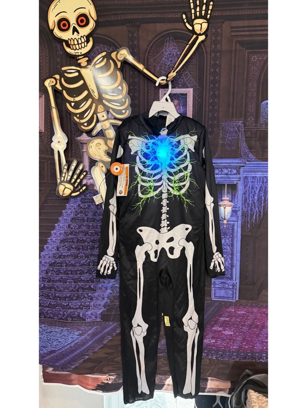 Kids' Skeleton Costume with Light-Up Heart sz Small